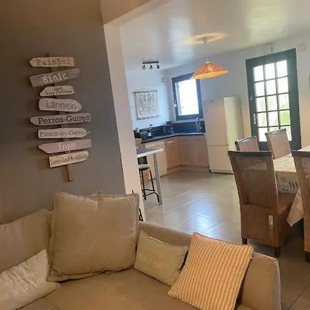 A 800 M De La Plage, 6 13 Pers Confort Apartment *